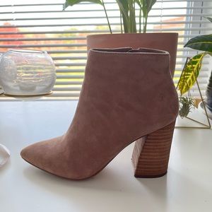 Steve Madden Taupe Bootie